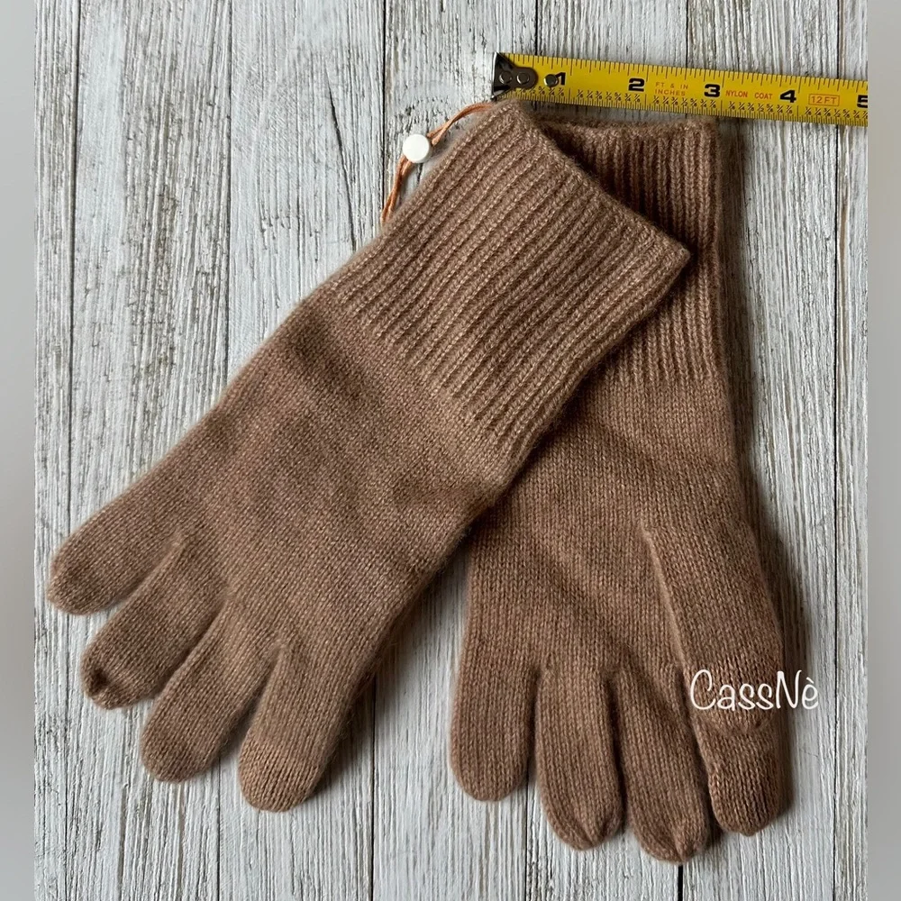 Quince Mongolian Cashmere Gloves - Picture 3 of 4